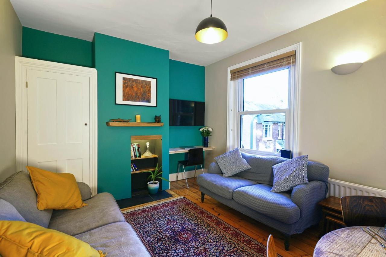 Appartement Tastefully Decorated 1-Bed With Free Parking - At Hem à Winchester Extérieur photo
